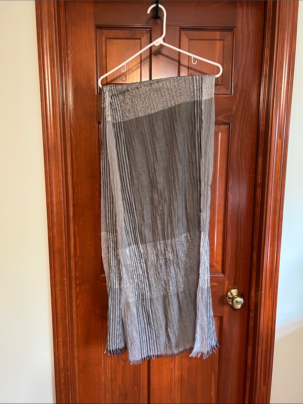 Gray Metallic Accent Scarf - Unbranded - Picture 2 of 2